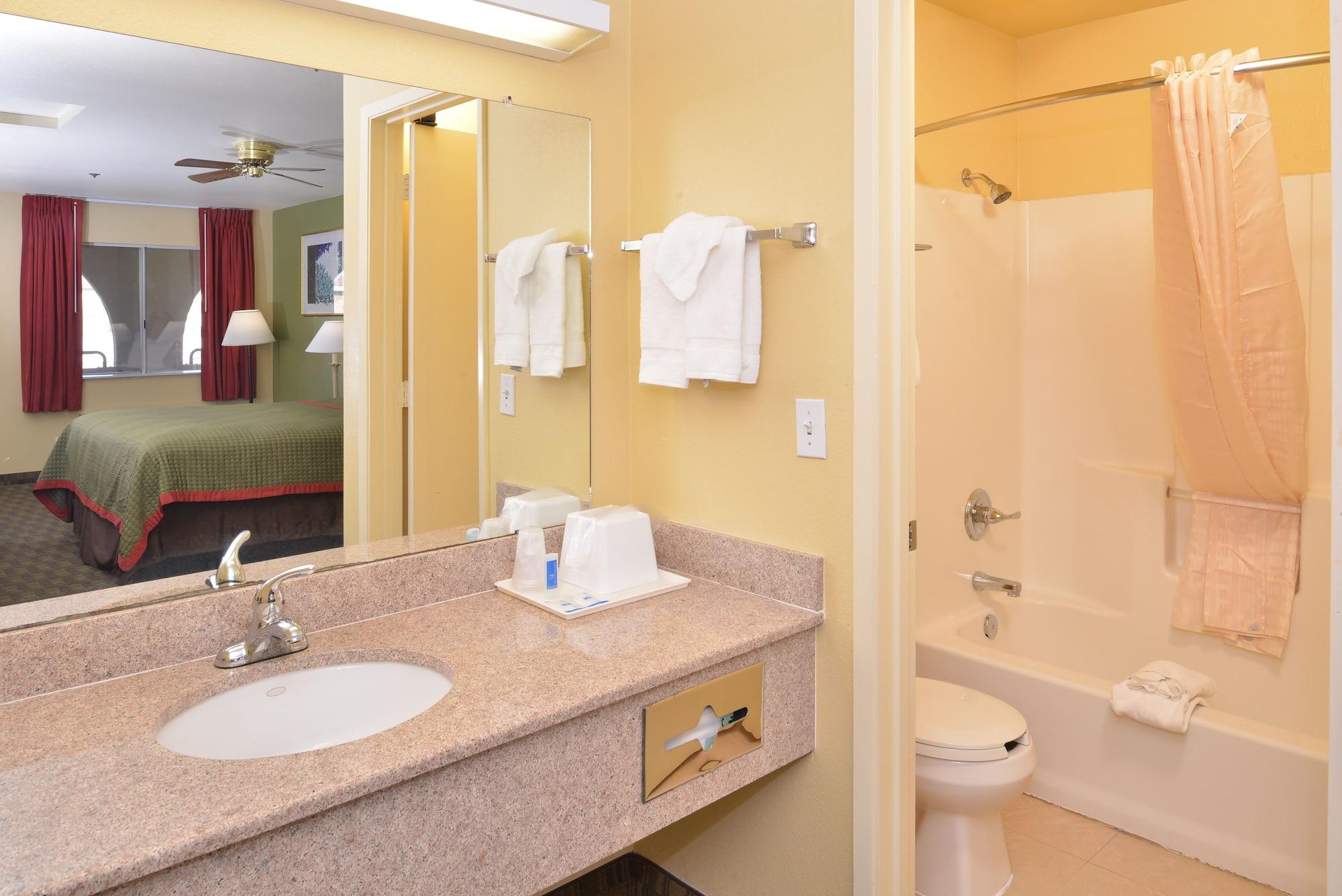 Rodeway Inn Delano Zewnętrze zdjęcie