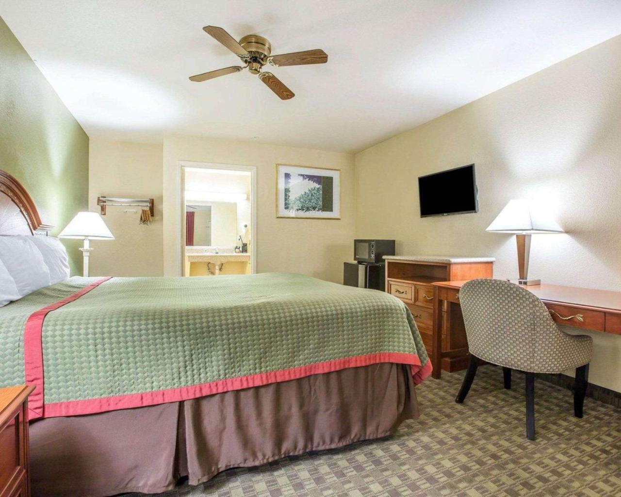 Rodeway Inn Delano Zewnętrze zdjęcie